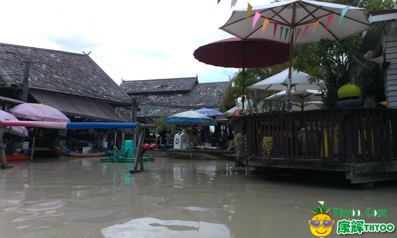 水上市場(chǎng)