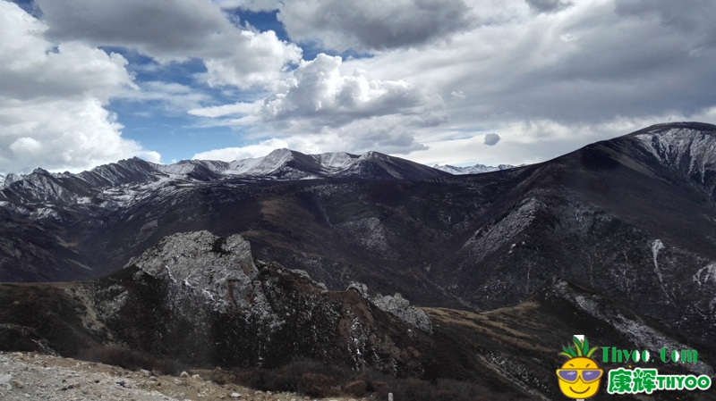 寶鼎山拍攝的雪山成都到九寨溝的路上拍攝